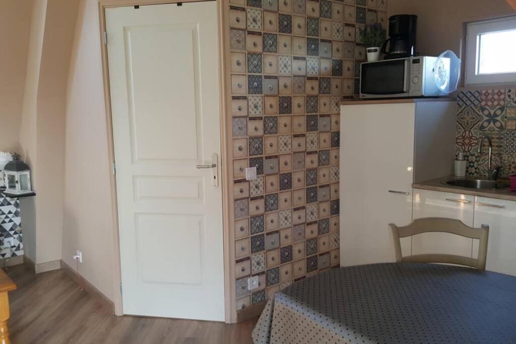 Gite Elyaco - Appartement Complet Avec 2 Chambres アンクール エクステリア 写真