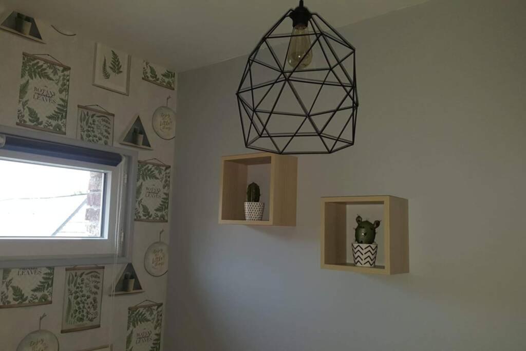 Gite Elyaco - Appartement Complet Avec 2 Chambres アンクール エクステリア 写真